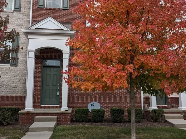 27976 Middleton Dr #43, Novi, MI 48377