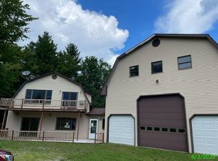 352 Deslandes Rd, Westfield, VT 05874