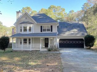 2761 Round Ridge Rd, Loganville, GA 30052