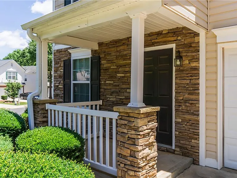 5765 Ridge Stone Way — Photo 2
