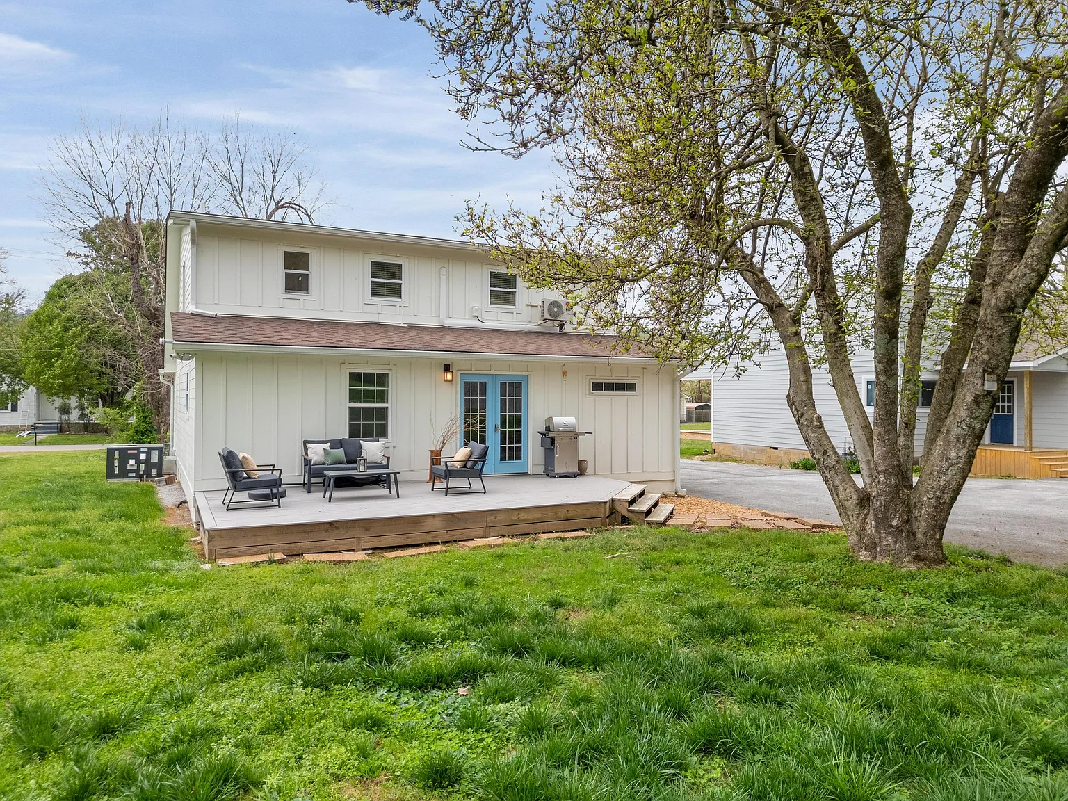 3706 Redding Rd — Photo 4
