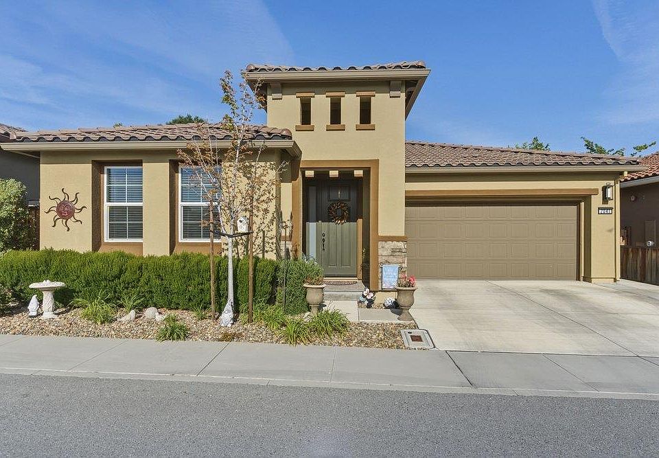1st image of 2041 Santoro Way