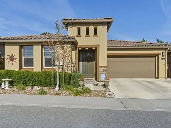 2041 Santoro Way, Hollister, CA 95023