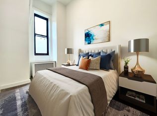 444 W 48th St #1R, New York, NY 10036