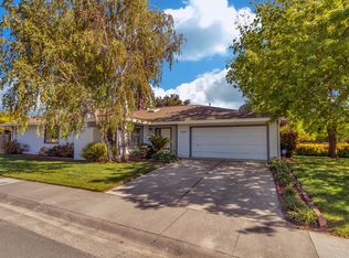 7531 S Land Park Dr, Sacramento, CA 95831