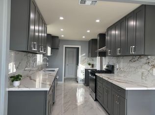16014 Horace St, Granada Hills, CA 91344
