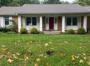 1304 Greendale Dr, Blacksburg, VA 24060