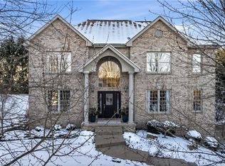 2017 Condor Ln, Gibsonia, PA 15044