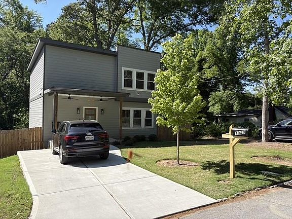 2nd image of 1040 Ada Ave NW