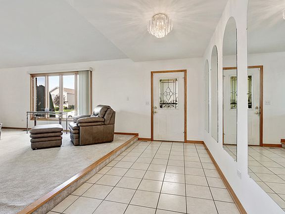 3rd image of 22831 Millard Ave