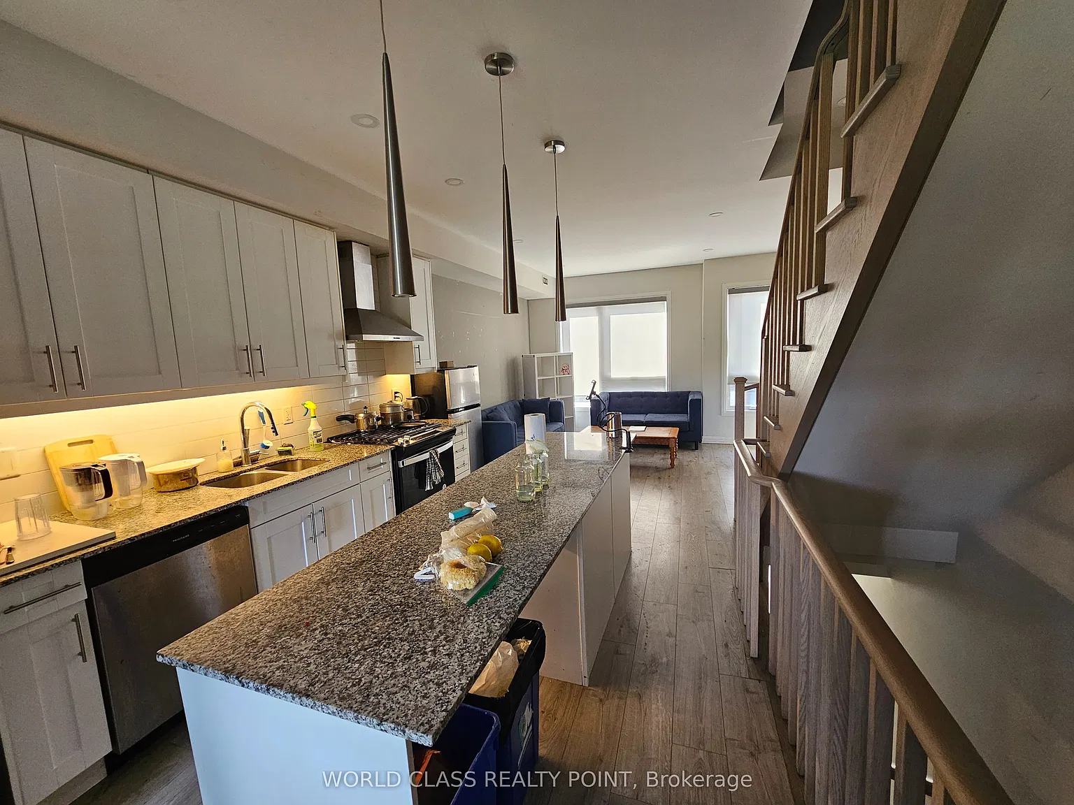 4 bed, $2,800 — Photo 4
