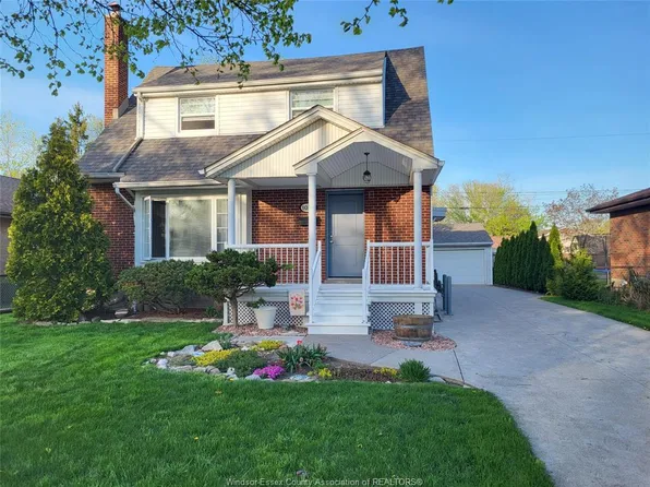 1038 Janisse Dr, Windsor, ON N8S 2W1