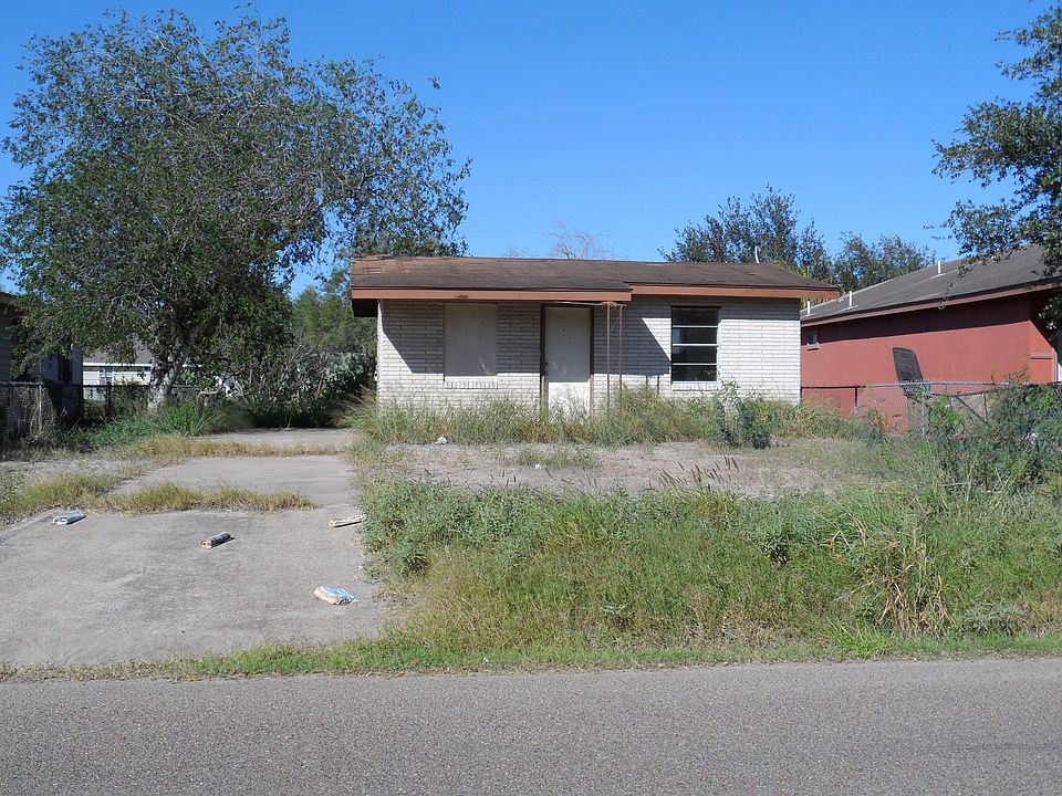 1st image of 1009 E Champion St