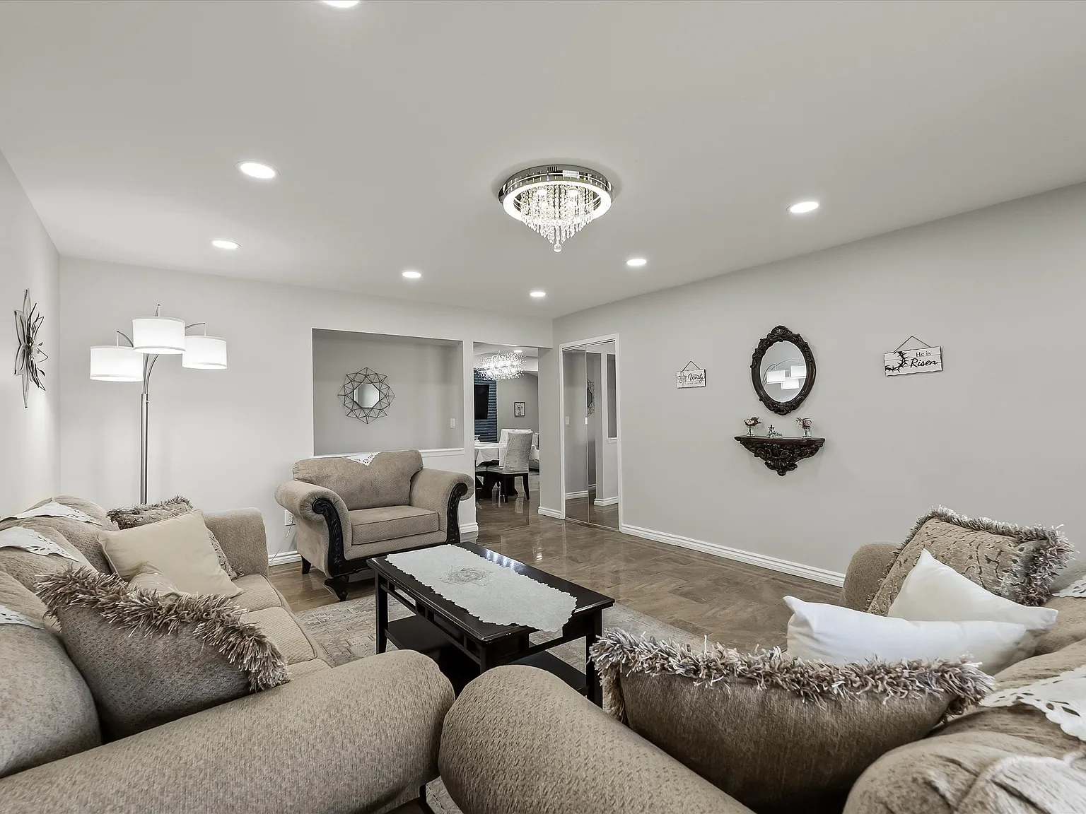 5 bed, 3000 sqft, $2,800 — Photo 4