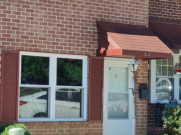 2nd image of 62 Park Valley Ln
