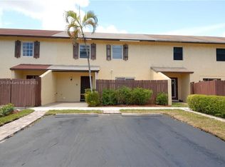 4355 NW 3rd Ter, Pompano Beach, FL 33064