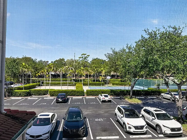 23640 Walden Center Dr #206 — Photo 21