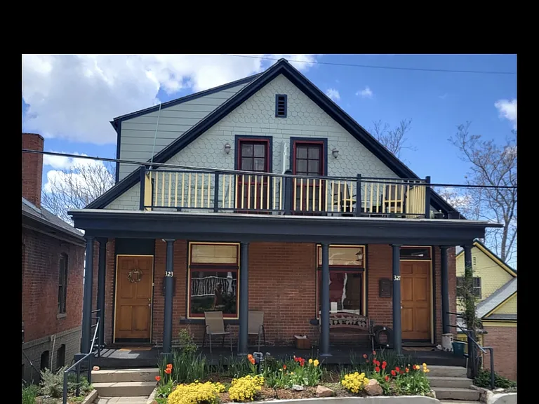 327 N Almond St — Photo 1