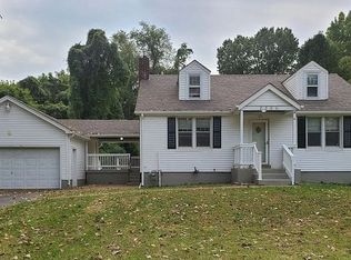 2586 Redman Rd, Saint Louis, MO 63136