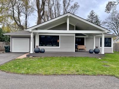 525 W Deerpath, Lake Forest, IL, 60045