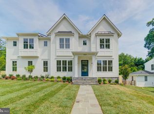 6909 Anchorage Dr, Bethesda, MD 20817