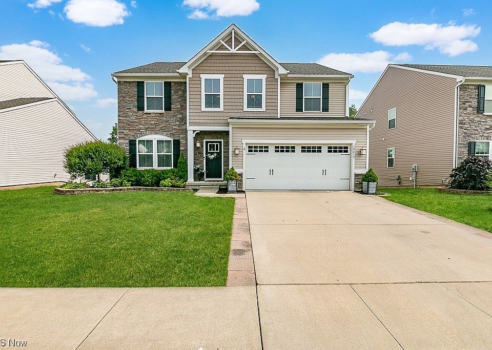1st image of 10215 Flagstone Dr