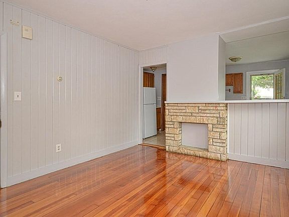 5th image of 38 Water St #1R