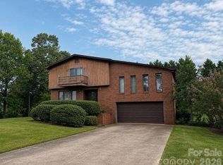 317 Low Bridge Rd, Forest City, NC 28043