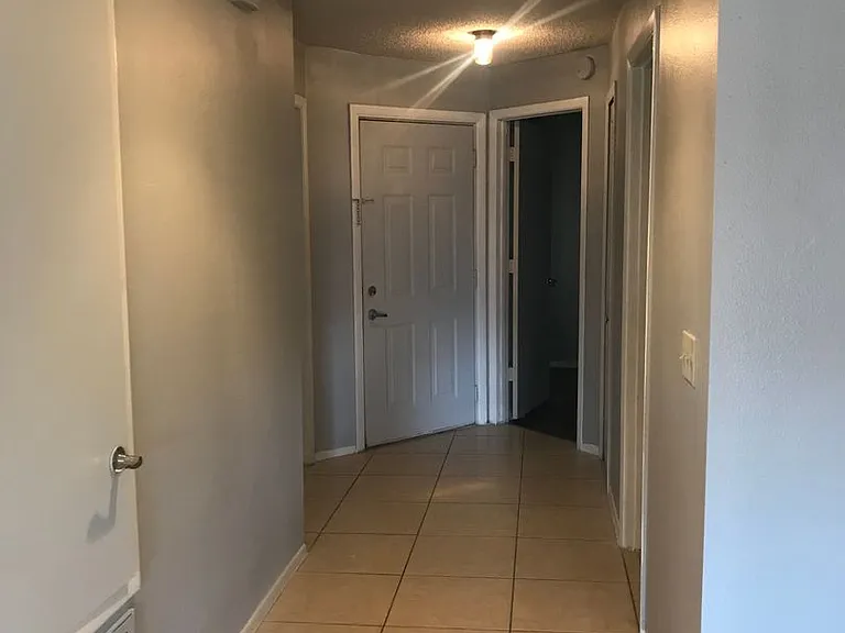 7665 Sugar Bend Dr — Photo 7