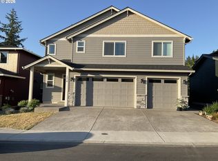 1018 NE Regan Hill Loop, Estacada, OR 97023