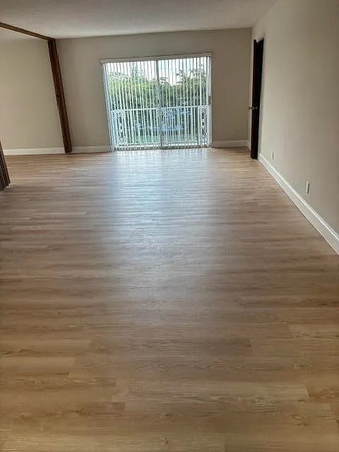 1 bed, 2.0 bath, 914 sqft, $2,200 — Photo 4