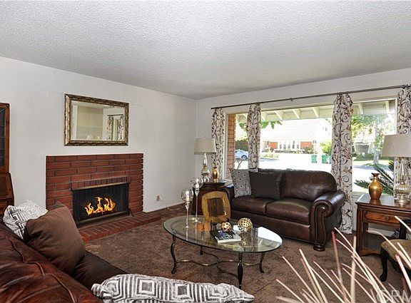 4th image of 15395 Orleans Cir
