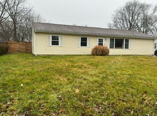 776-1 Devonshire Rd, Valparaiso, IN 46385