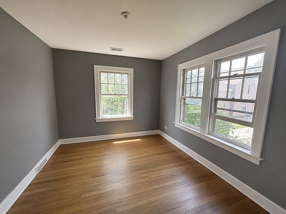 2nd image of 616 Sibley St NW APT 2