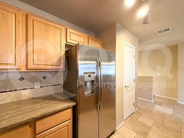 1350 S Greenfield Rd #2017 — Photo 19