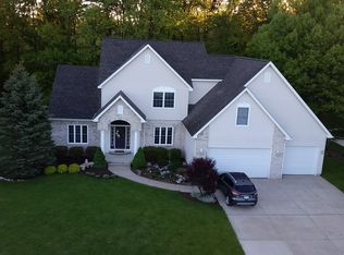 2419 White Pine Dr, Williamston, MI 48895