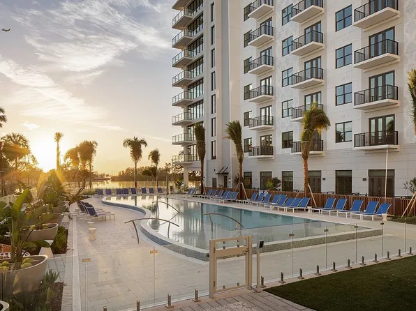 5498 Bay Center Dr, Tampa, FL 33609