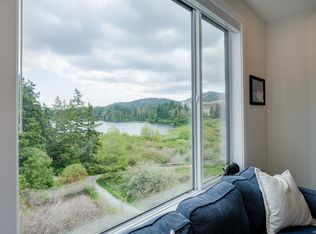1361 Goldstream Ave #605, Langford, BC V9B 2Y5