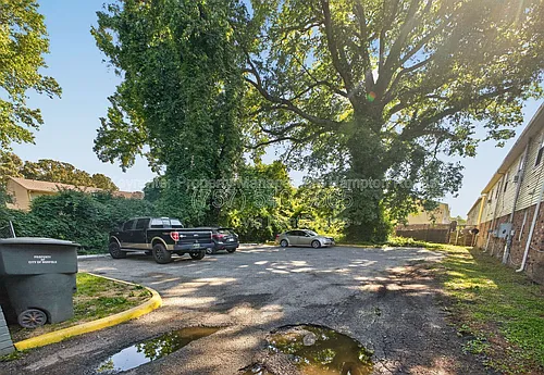 6249 Alexander St #B Photo 1