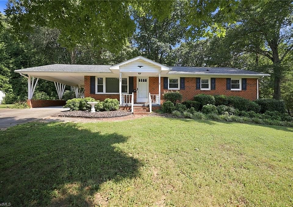 1st image of 423 Bradley Rd