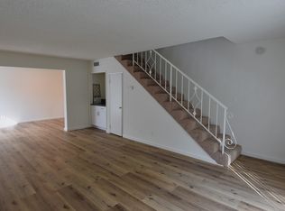 10815 Camarillo St APT 1, North Hollywood, CA 91602