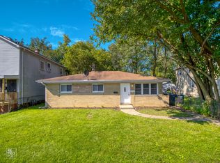 2116 Grove Ave, North Chicago, IL 60064