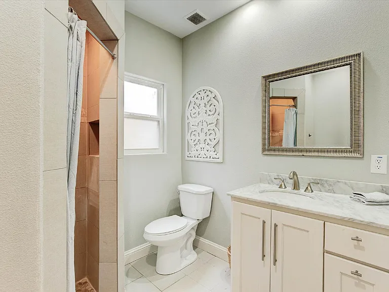 2521 Benbrook Blvd — Photo 22