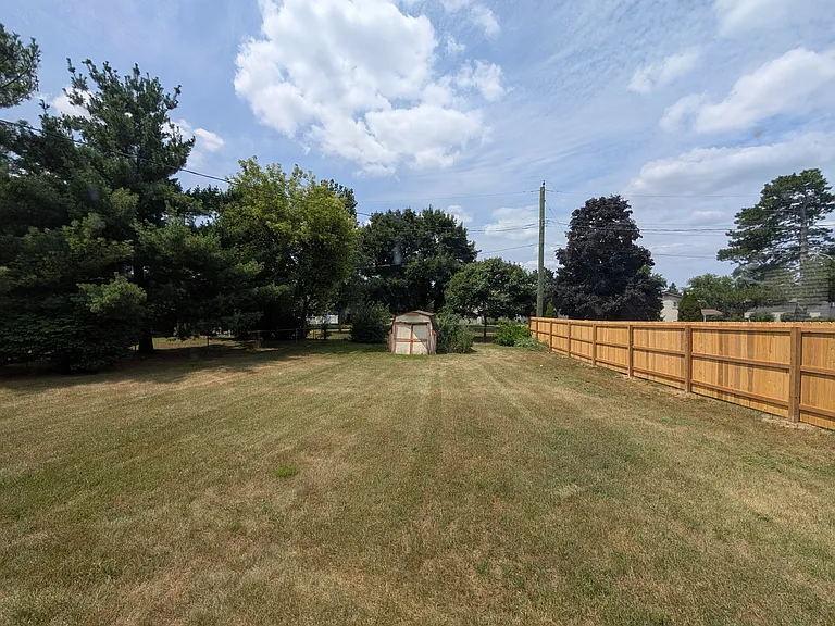 168 McCatty St — Photo 17