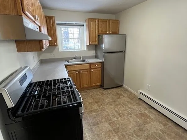 14 Central St, Beverly, MA