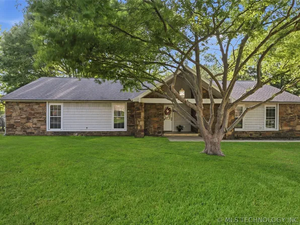 8324 Harp Blvd, Broken Arrow, OK 74014