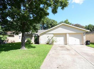 4905 Mistletoe Rd, Pasadena, TX 77505