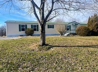1943 Steenbergen Rd, Scottsville, KY 42164
