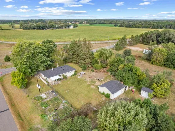 26103 Verdin St NW, Isanti, MN 55040