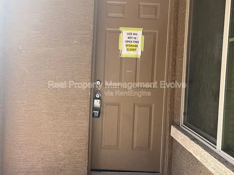 10402 N 9th Ave #1 — Photo 21